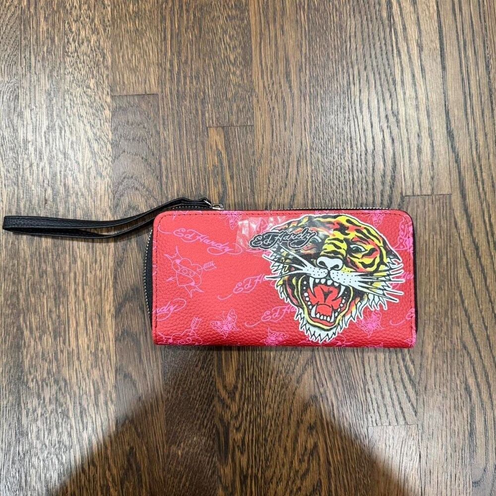 ed hardy red and pink detail wallet with lion design (NWT)